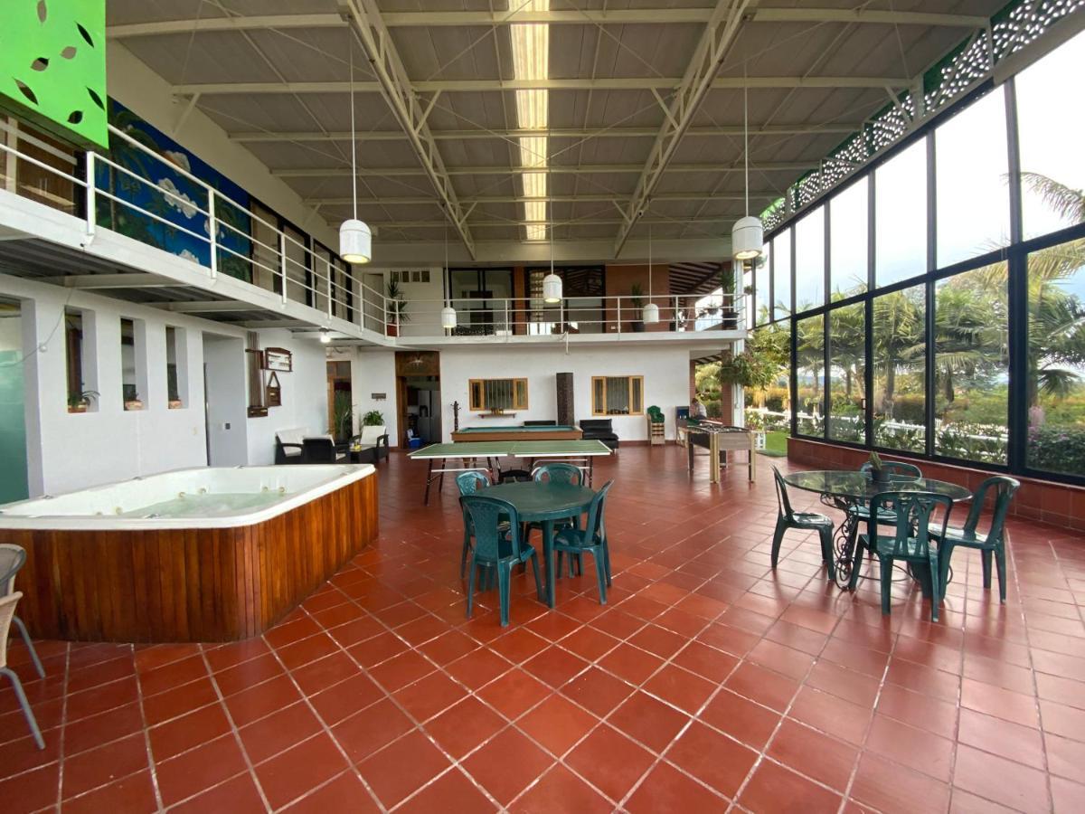 Finca Hotel 12 Palmas- Aeropuerto Jmc Rionegro Extérieur photo