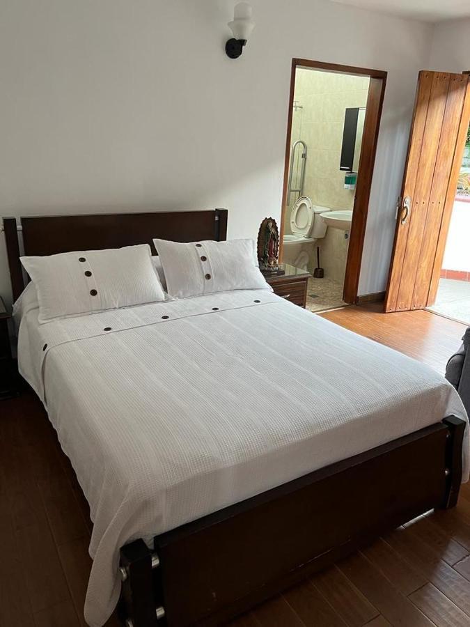 Finca Hotel 12 Palmas- Aeropuerto Jmc Rionegro Extérieur photo