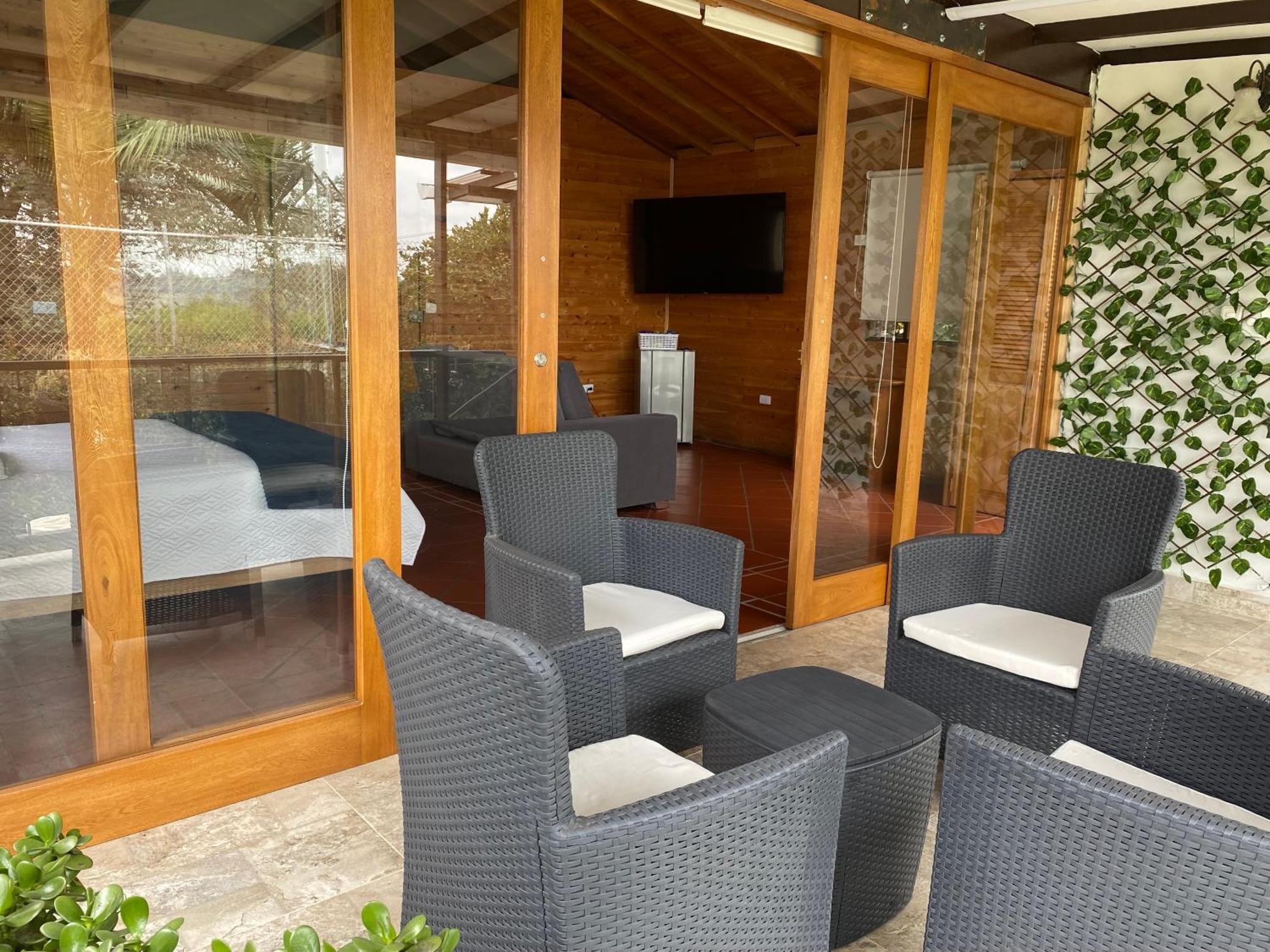 Finca Hotel 12 Palmas- Aeropuerto Jmc Rionegro Extérieur photo