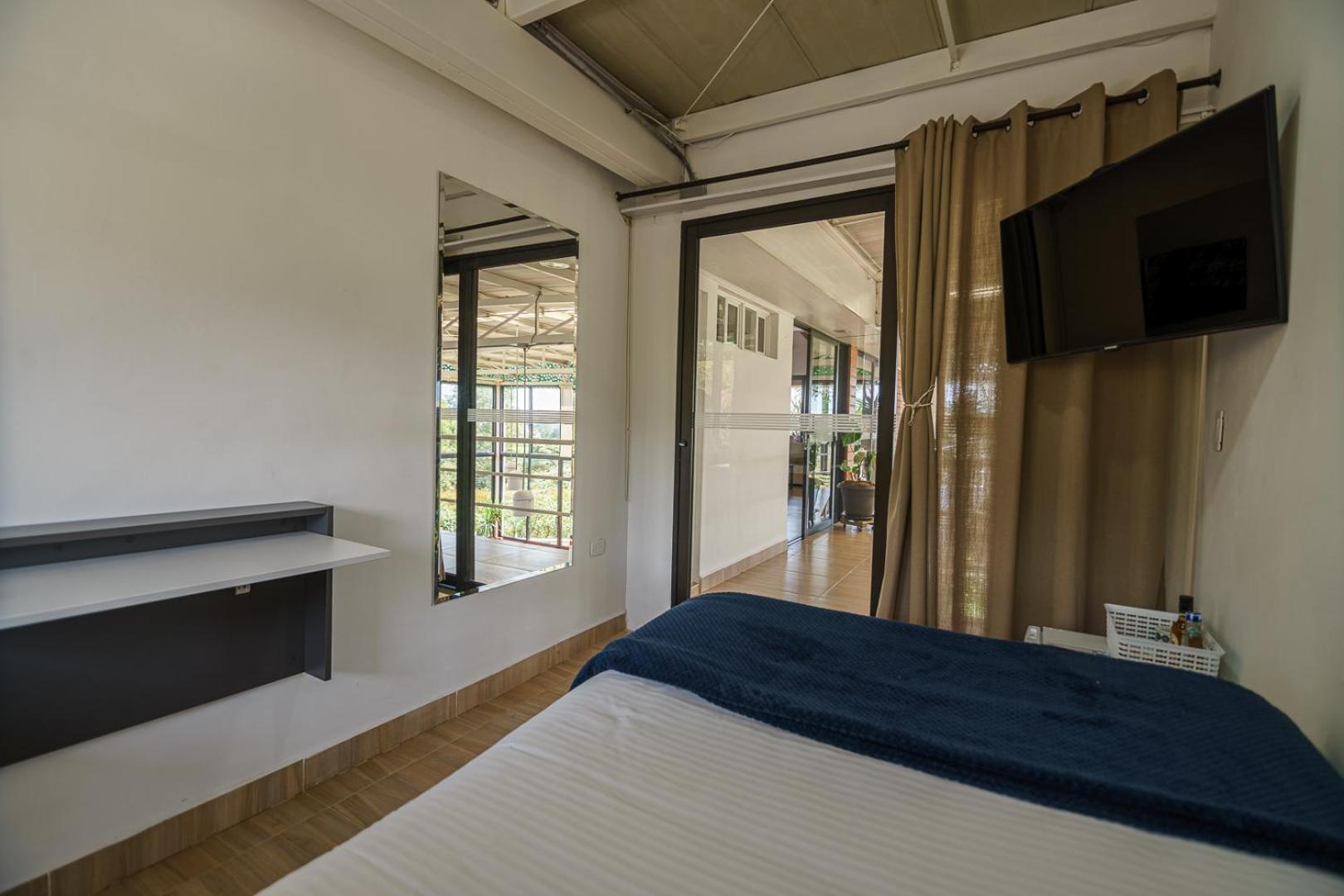 Finca Hotel 12 Palmas- Aeropuerto Jmc Rionegro Extérieur photo