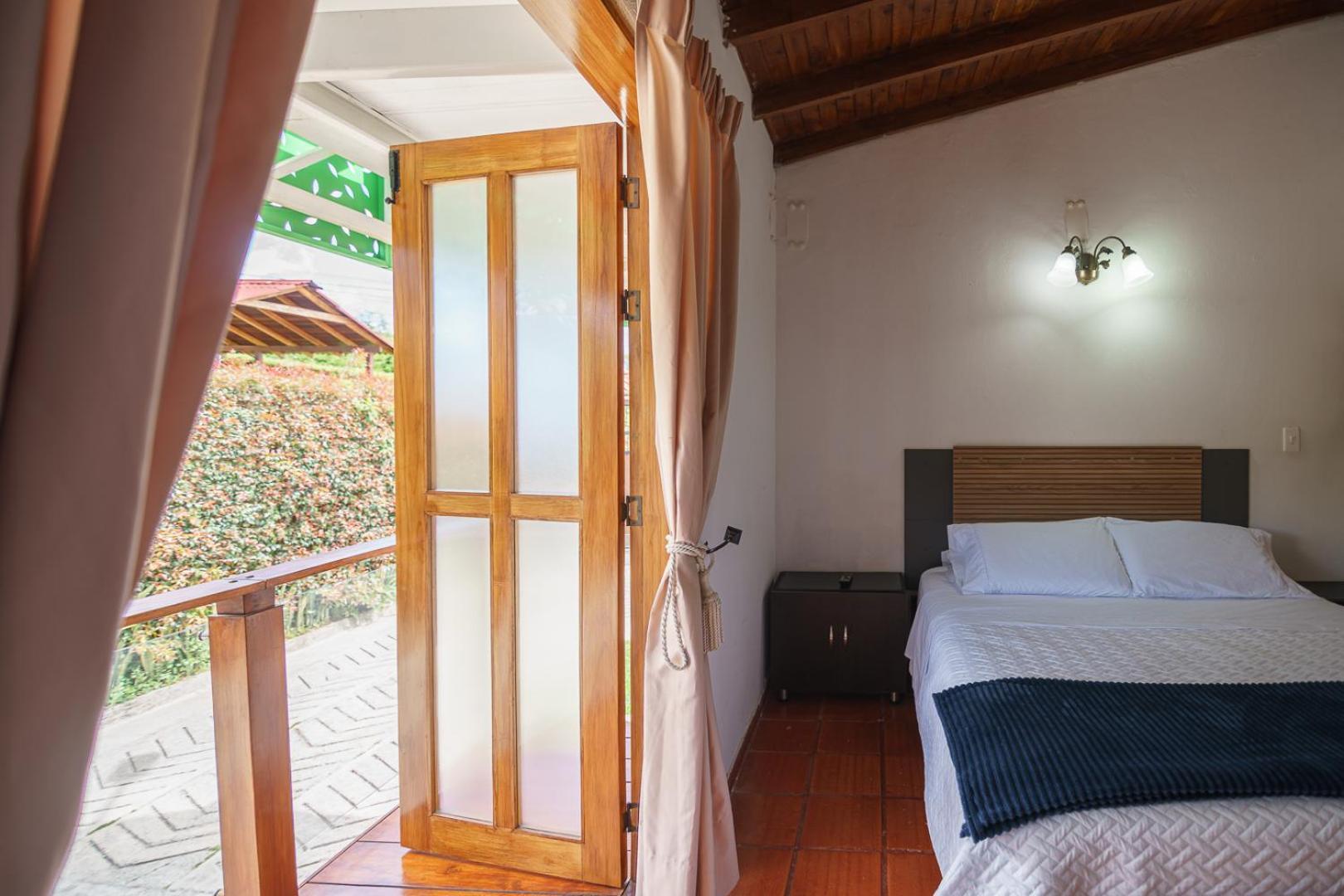 Finca Hotel 12 Palmas- Aeropuerto Jmc Rionegro Extérieur photo